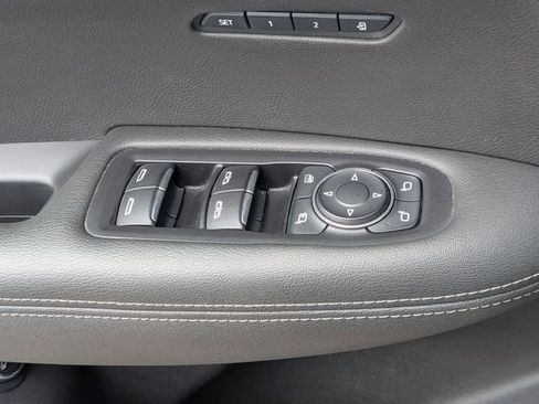 Used 2020 Cadillac XT6 Premium Luxury AWD/4WD image 16