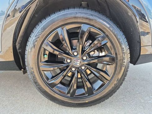 Used 2024 Buick Envista Sport Touring w/ Convenience I Package FWD image 21