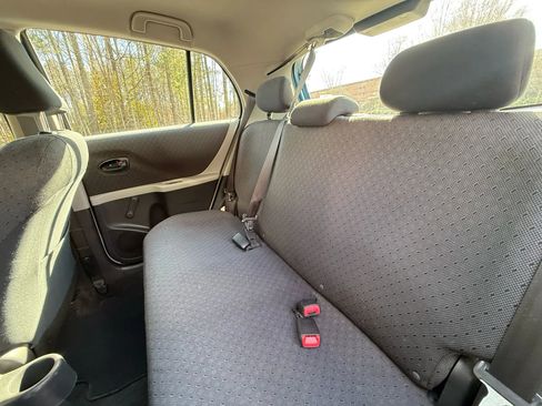 Used 2009 Toyota Yaris S image 11