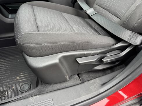 New 2026 Chevrolet Equinox LT w/ LPO, Floor Liner Package image 14