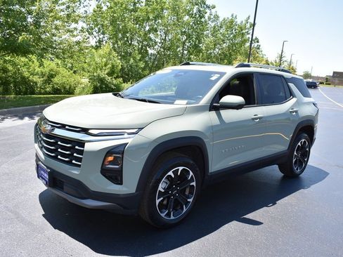 Used 2026 Chevrolet Equinox LT w/ Convenience Package II AWD/4WD image 11