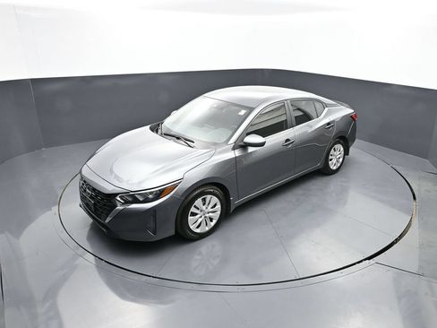 Certified 2025 Nissan Sentra S FWD image 38