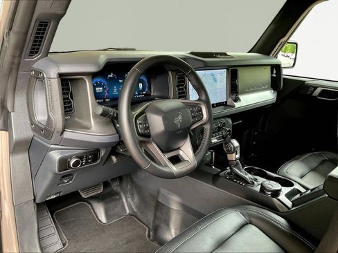 Used 2025 Ford Bronco Big Bend AWD/4WD image 17