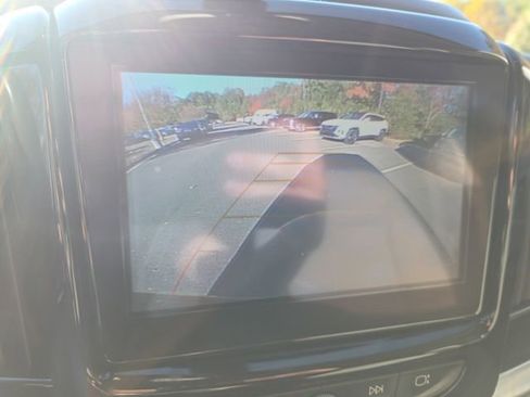 Used 2019 Chevrolet Traverse LT image 40