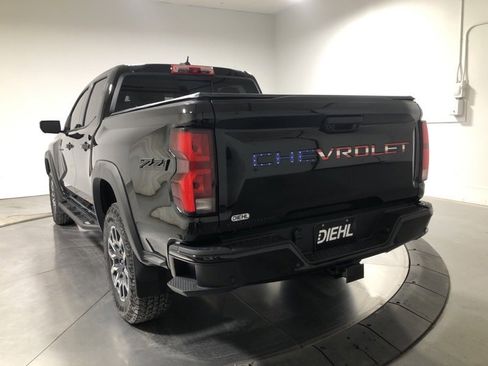 Used 2024 Chevrolet Colorado Z71 w/ Z71 Convenience Package 2 image 5