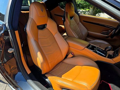 Used 2016 Maserati GranTurismo Sport RWD image 35