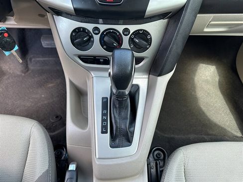 Used 2013 Ford Focus SE image 20