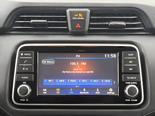 Used 2023 Nissan Versa S FWD image 23