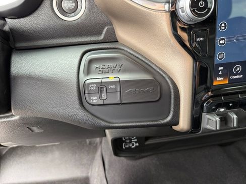 Used 2024 RAM 2500 Laramie w/ Safety Group AWD/4WD image 21