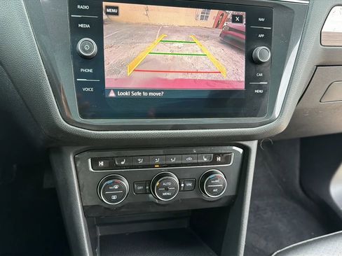 Used 2018 Volkswagen Tiguan SEL image 35