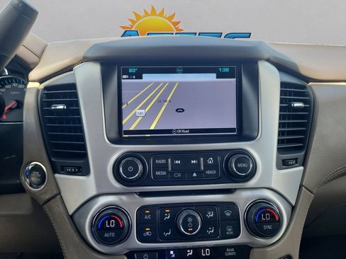 Used 2020 GMC Yukon XL SLT w/ Open Road Package RWD image 17