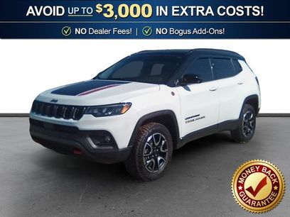 Used 2025 Jeep Compass Trailhawk