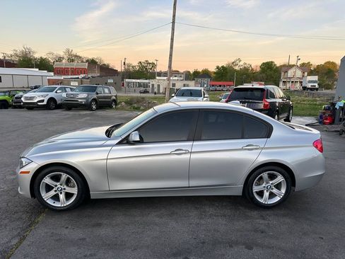 Used 2014 BMW 320i Sedan RWD image 7