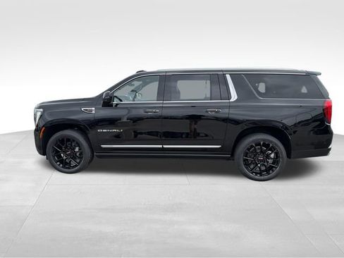 New 2026 GMC Yukon XL Denali w/ Denali Reserve Package AWD/4WD image 4