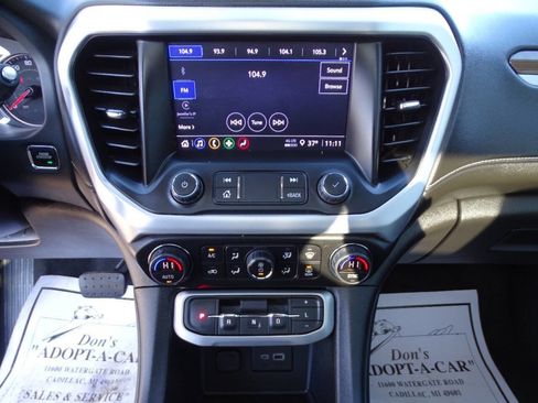 Used 2023 GMC Acadia AWD Elevation w/ Elevation Edition image 21