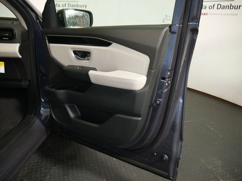 New 2026 Honda Pilot EX-L image 5