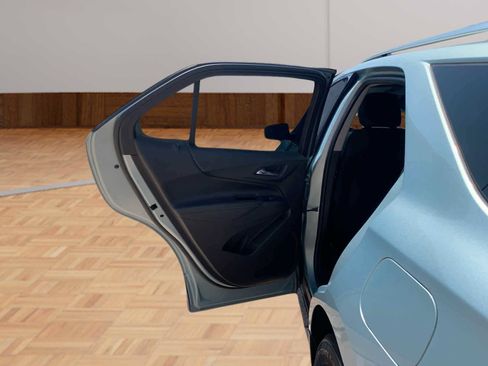 Used 2022 Chevrolet Equinox Premier FWD image 11