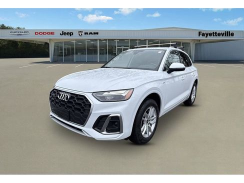 Used 2023 Audi Q5 2.0T Premium image 7