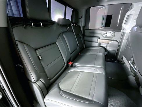 Used 2022 GMC Sierra 2500 Denali w/ Denali Ultimate Package AWD/4WD image 38