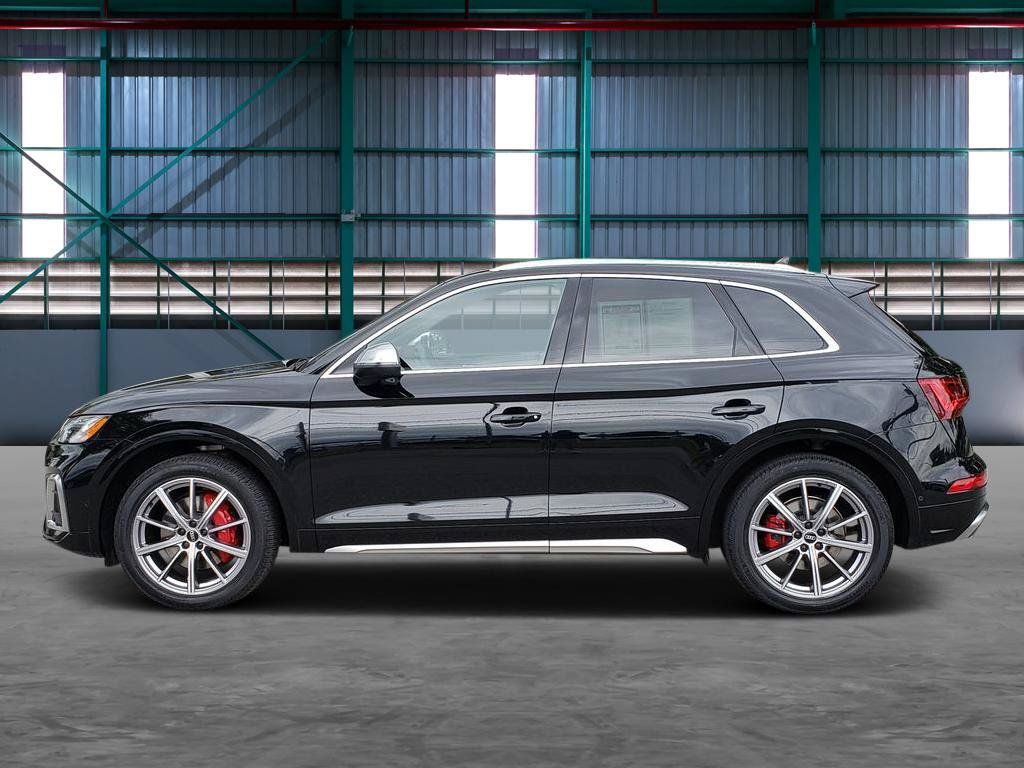 Used 2023 Audi SQ5 Prestige w/ Prestige Package AWD/4WD image 2