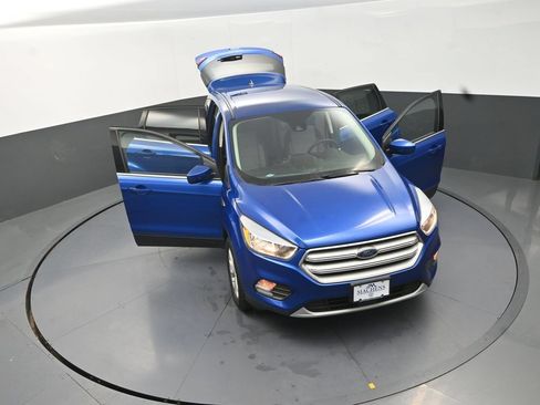 Used 2019 Ford Escape SE AWD/4WD image 30