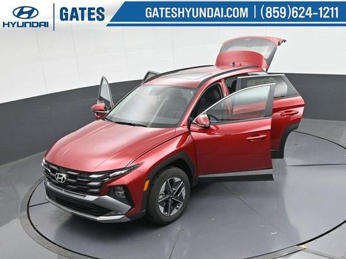 New 2025 Hyundai Tucson SEL image 57