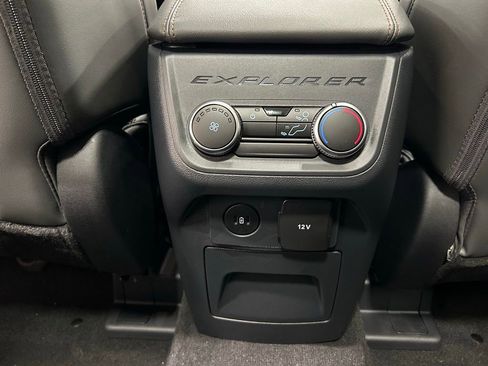 New 2026 Ford Explorer Active w/ Active Comfort Package image 27