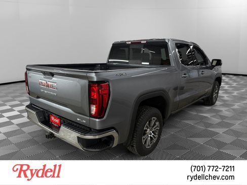 Used 2020 GMC Sierra 1500 SLE w/ SLE Value Package AWD/4WD image 5
