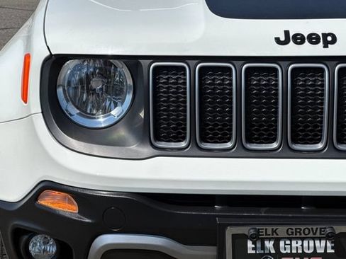 Used 2023 Jeep Renegade Latitude AWD/4WD image 46