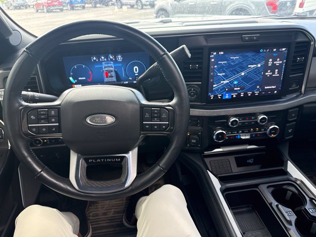 Used 2025 Ford F250 Platinum AWD/4WD image 11
