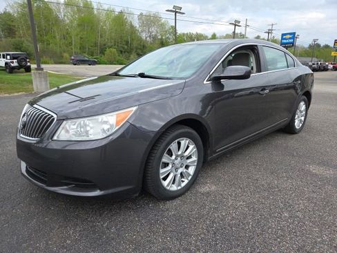 Used 2013 Buick LaCrosse FWD image 3