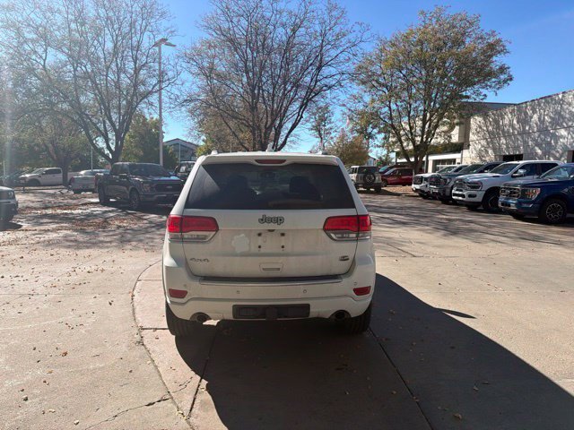 Used 2018 Jeep Grand Cherokee Overland AWD/4WD image 5