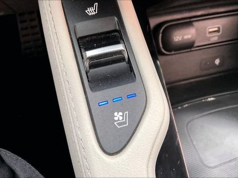Used 2020 Kia Telluride SX w/ SX Prestige Package AWD/4WD image 24