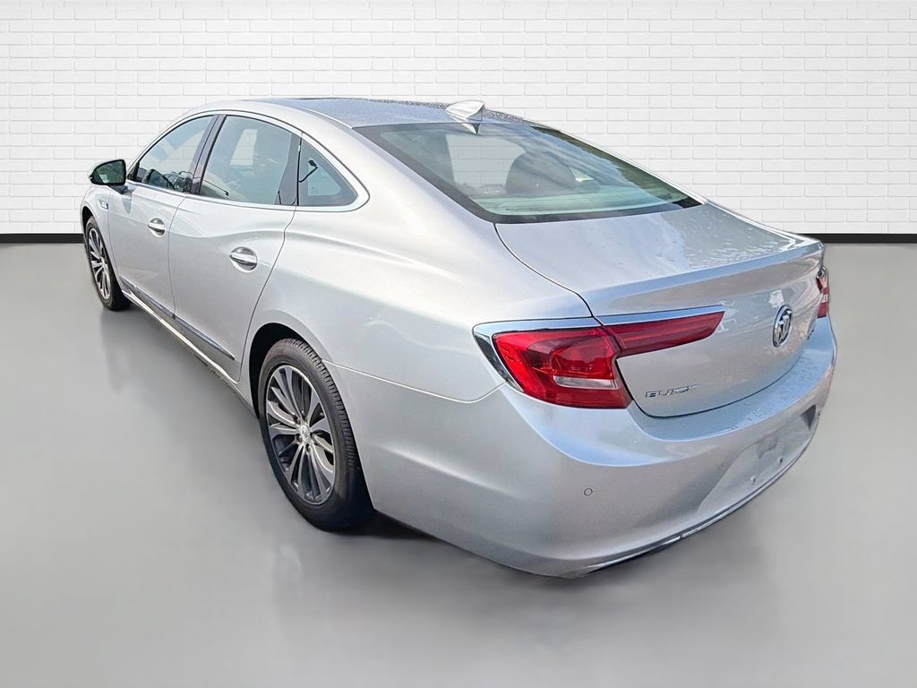 Used 2018 Buick LaCrosse Essence w/ Sun and Shade Package AWD/4WD image 6