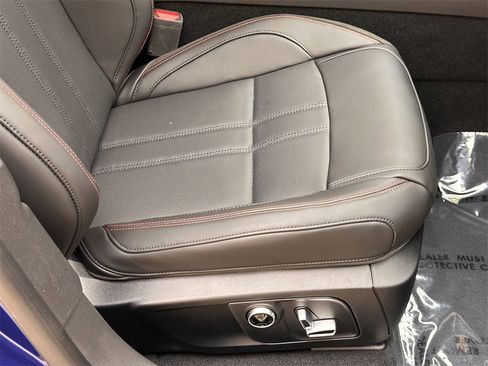 Used 2024 Maserati Levante Modena Ultima image 33