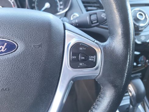 Used 2014 Ford Fiesta Titanium image 27