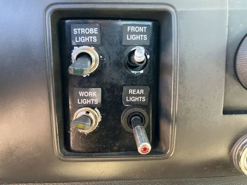 Used 2011 Chevrolet Silverado 3500 W/T RWD image 18