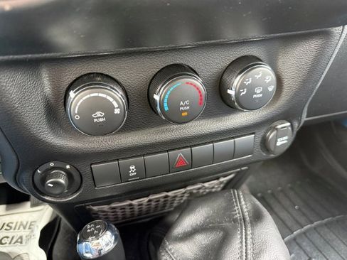 Used 2012 Jeep Wrangler Unlimited Sport w/ PWR Convenience Group AWD/4WD image 24