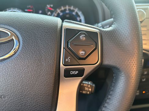 Used 2016 Toyota 4Runner Limited image 20