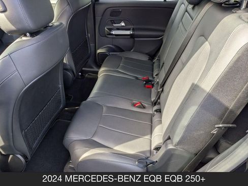 Used 2024 Mercedes-Benz EQB 250+ image 15