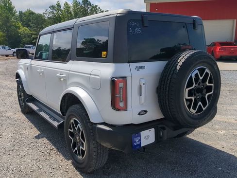 Used 2025 Ford Bronco Outer Banks w/ Matte Film Protection Package image 6