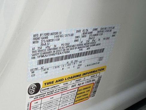 New 2026 Ford Expedition Active image 28