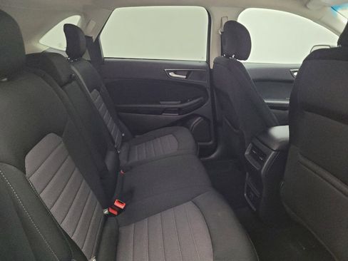 Used 2019 Ford Edge SE w/ SE Fleet Driver's Package FWD image 19