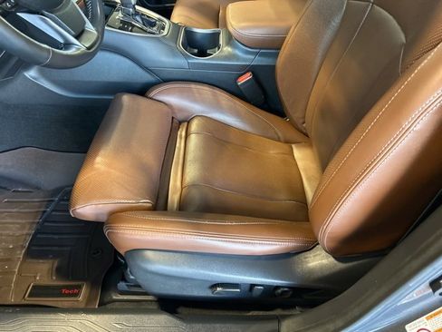 Used 2020 Subaru Outback Touring XT image 16