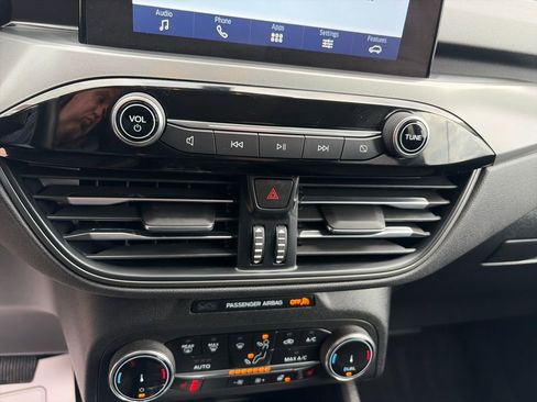 Used 2023 Ford Escape Active w/ Cold Weather Package image 22