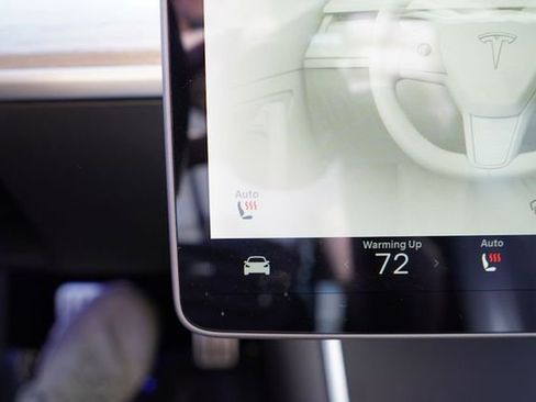 Used 2019 Tesla Model 3 Long Range image 25