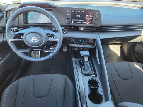 New 2025 Hyundai Elantra Sport image 11