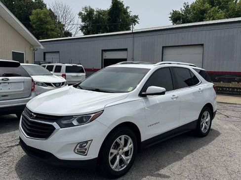 Used 2019 Chevrolet Equinox LT w/ Sun & Navigation Package FWD image 1