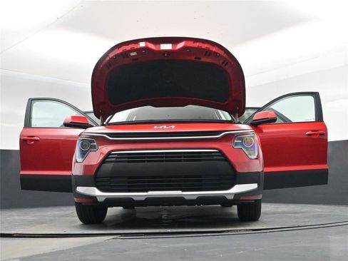 New 2026 Kia Niro LX image 30
