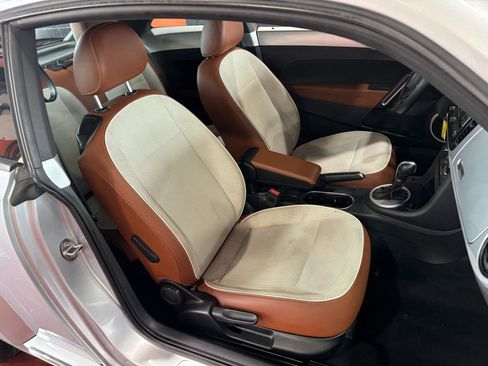 Used 2015 Volkswagen Beetle 1.8T Classic image 15